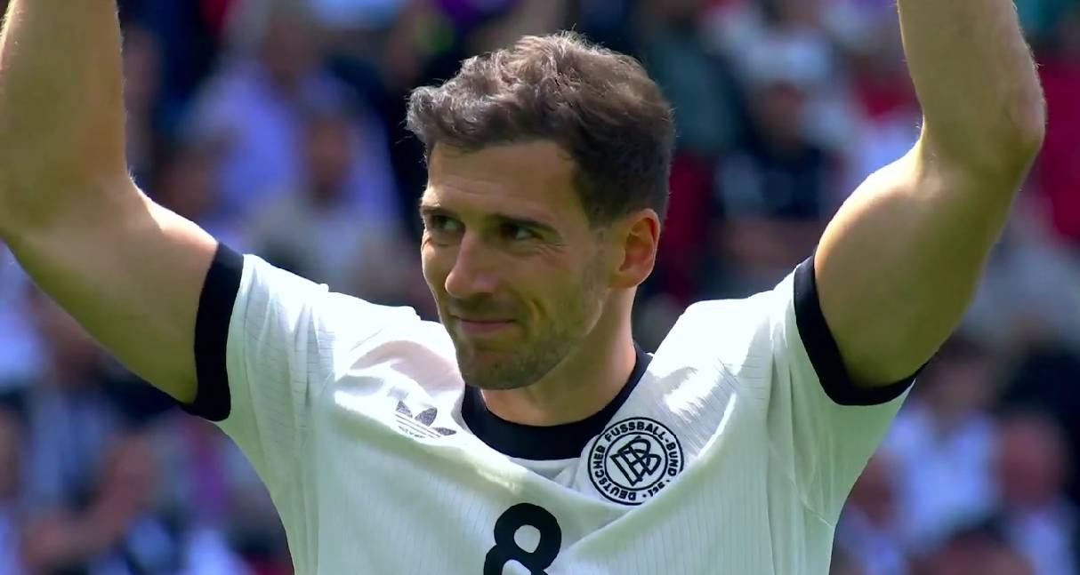 半场1-0！法国全场受压制，姆巴佩一剑封喉，德国队浪费多次良机