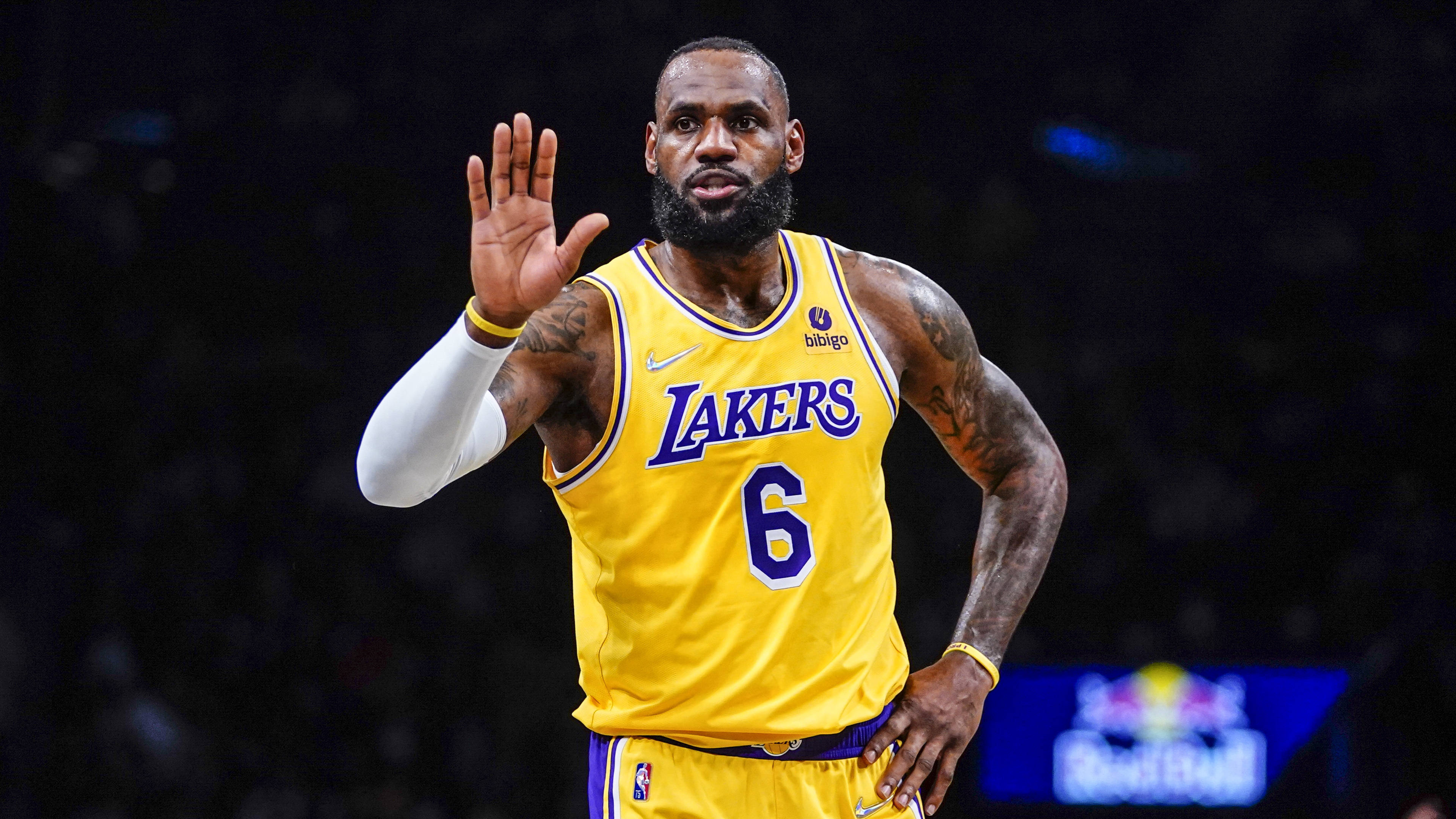NBA交易传闻, 勒布朗·詹姆斯或离开湖人, 转投洛杉矶快船