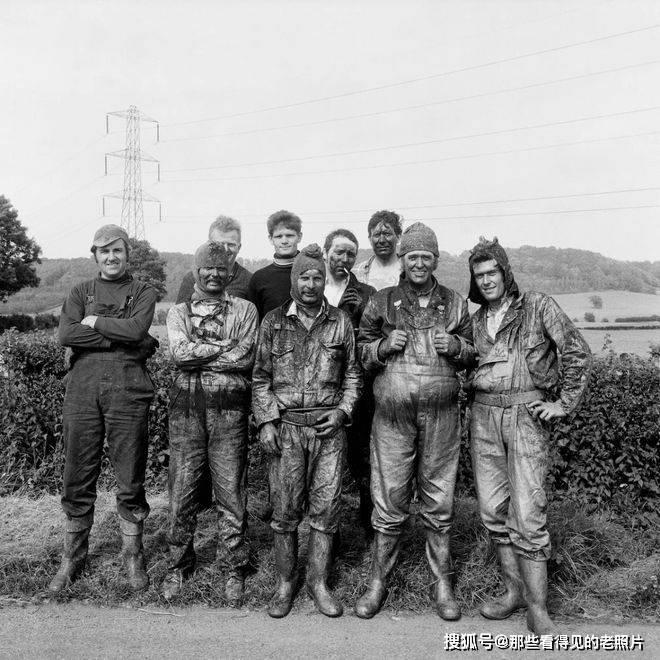 老照片 一起踏上1970年代英格兰的巴士之旅
