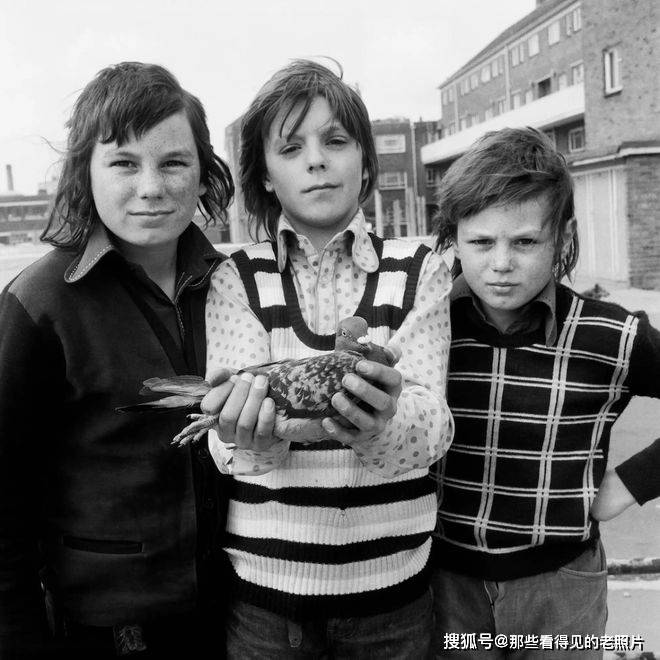 老照片 一起踏上1970年代英格兰的巴士之旅