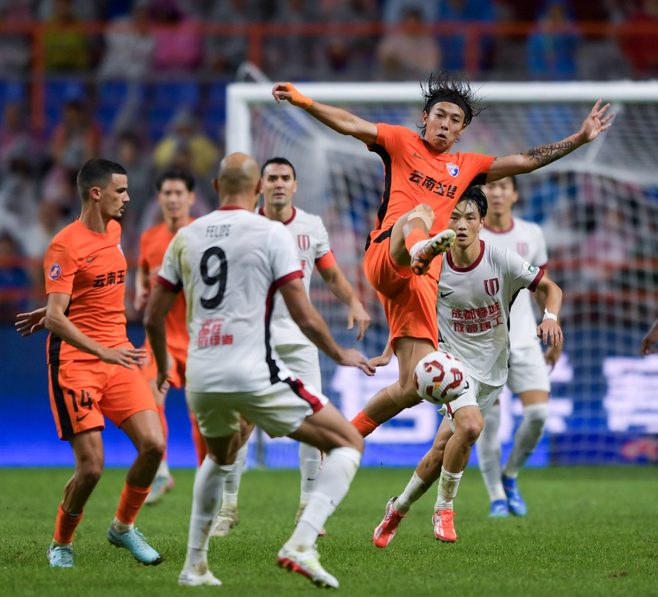 中超｜云南玉昆1:5惨败于成都蓉城