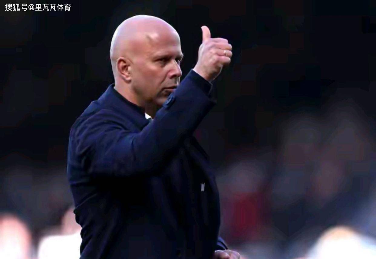 再次绝杀对手晋级，利物浦却“高兴不起来”：19岁天才遭遇重伤