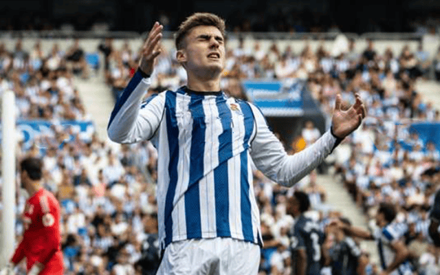 西甲：皇家社会vs马洛卡，谁能迎来赛季首胜？