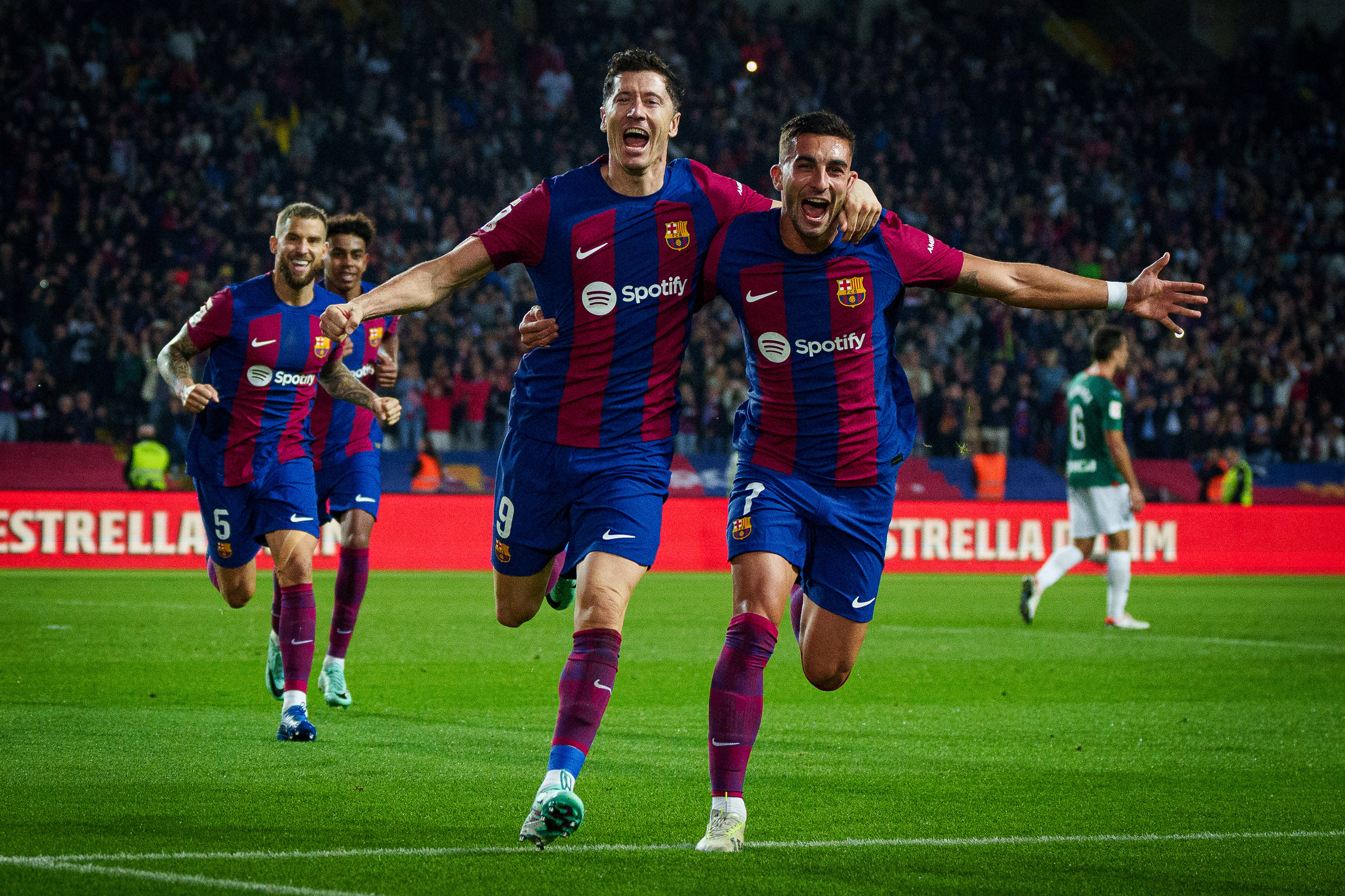 拜仁进前二！FIFA最新俱乐部排行榜，皇马升至第六，曼城上榜