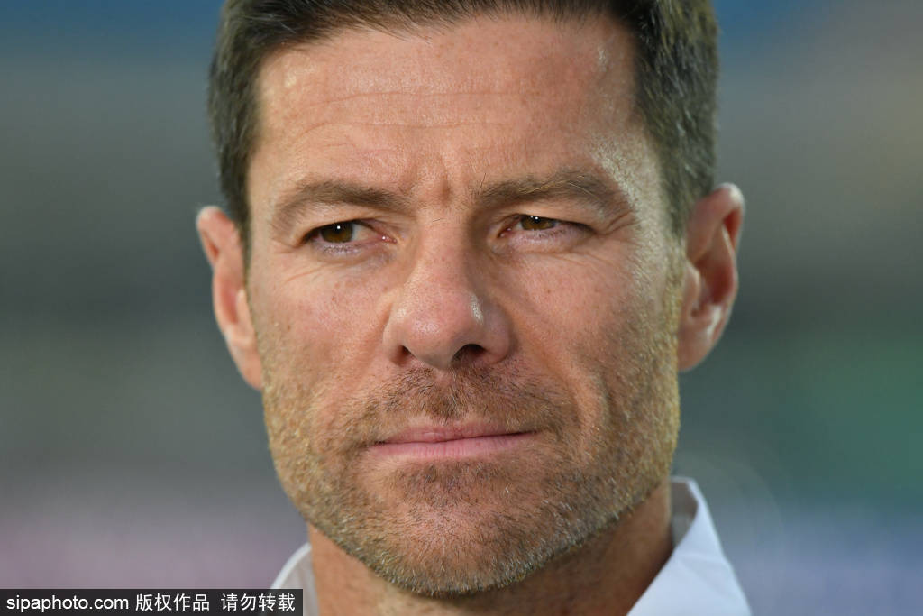 皇家马德里迎战瓦伦西亚：伯纳乌之夜的激情对决