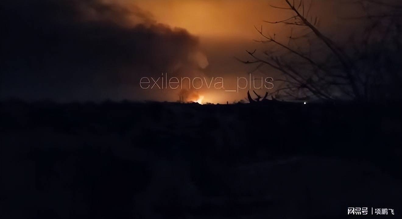 乌克兰称再摧毁俄罗斯大型军火库！克拉斯诺达尔海港遇袭爆炸